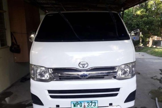 Toyota Hi-ace commuter 2013model manual transmission