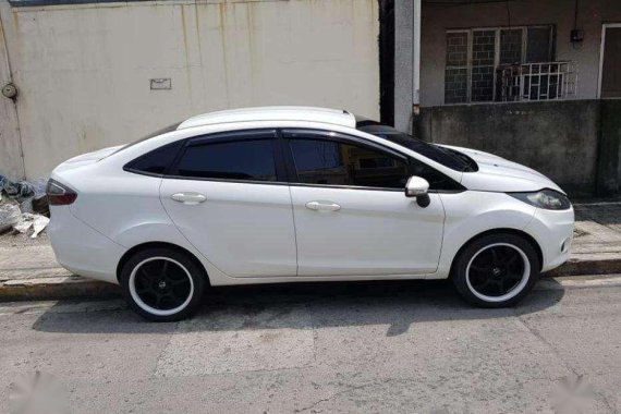 2012 FORD FIESTA - SEDAN AUTOMATIC TRANSMISSION