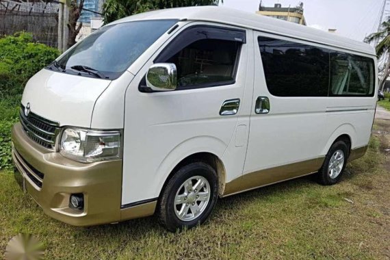 Toyota Hiace super grandia 2011 FOR SALE