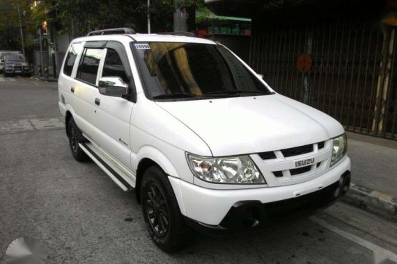 Isuzu Crosswind 2008 FOR SALE