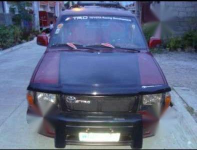 TOYOTA Revo(Gas) FOR SALE