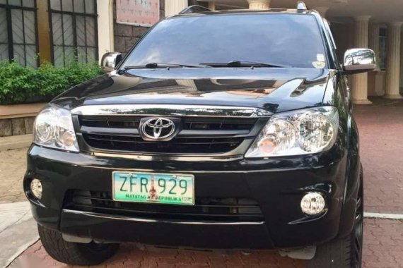 2006 TOYOTA Fortuner gas FOR SALE