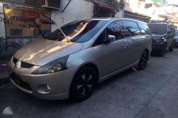 2006 Mitsubishi Grandis FOR SALE