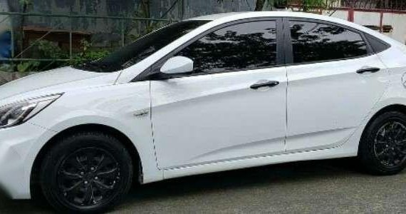 Hyundai Accent active Grab P. A. Assume Balance