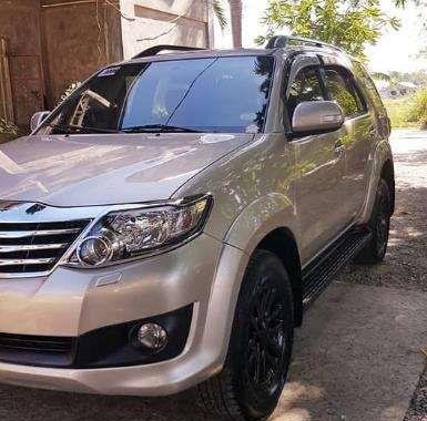 2012 Toyota Fortuner G manual diesel FOR SALE