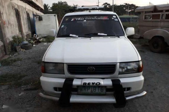 Toyota Revo glx 2000 manual diesel FOR SALE