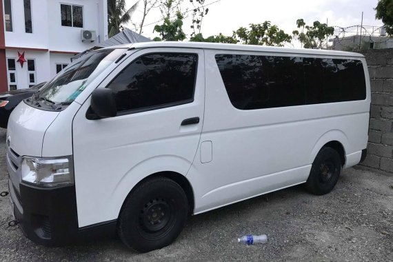 Toyota Hiace Commuter Manual Diesel 2014