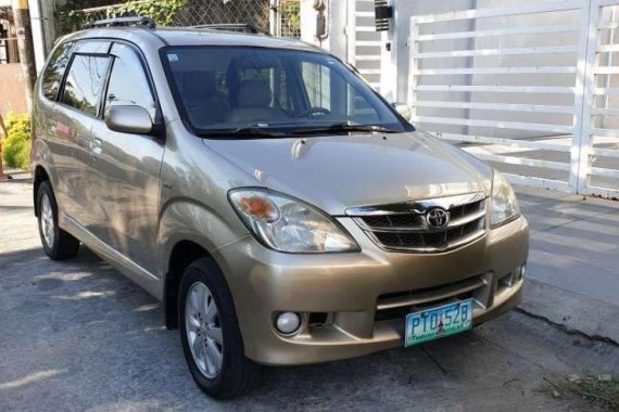 Toyota Avanza G automatic top of the line YEAR MODEL 2010