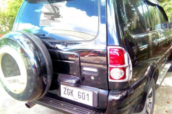 ISUZU Crosswind XUV 2007 model automatic v fresh