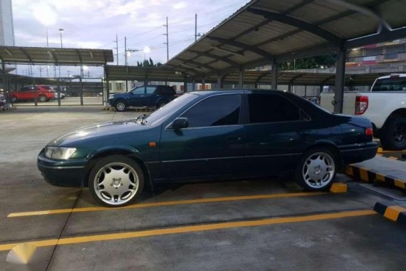 Toyota Camry GXE 2001 Matic Dark Green