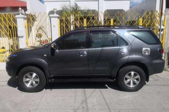 Toyota Fortuner G gas 2008 model FOR SALE
