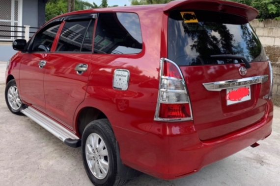 Red Toyota Innova 2.5E DSL MT 2014 for sale