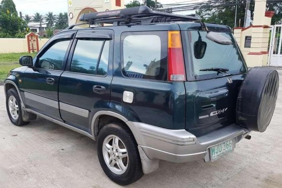 2000 Honda CRV. Price 178,000 Good running condition.