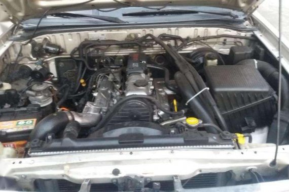 2005 Ford Everest 4x2 matic FOR SALE