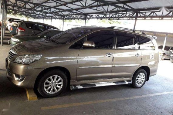 SELLING TOYOTA Innova 2013 G