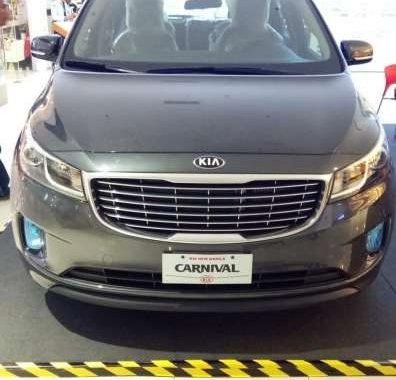 Drive With Elegance, The Kia Grand Carnival 2.2L Crdi 2018