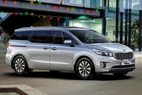 2018 Kia Grand Carnival 22L EX AT CRDI 7 str with stepboard