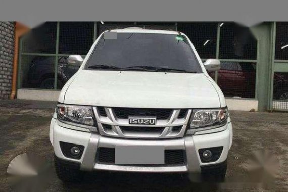 2016 Isuzu Crosswind for sale