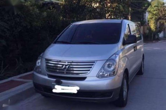 SELLING HYUNDAI Grand Starex 2010