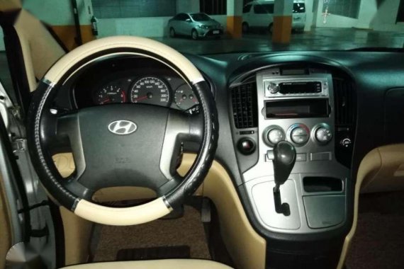 2010 Hyundai Grand Starex vgt automatic FOR SALE