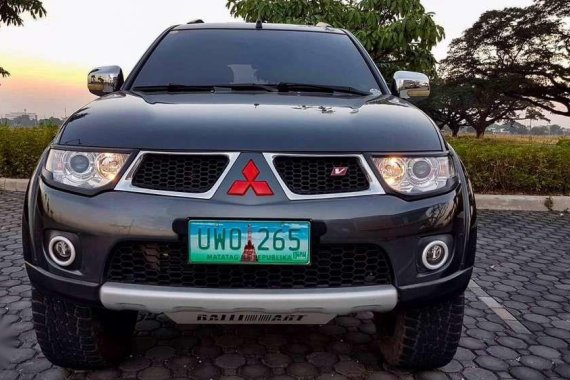 2012 Mitsubishi Montero GLS-V FOR SALE