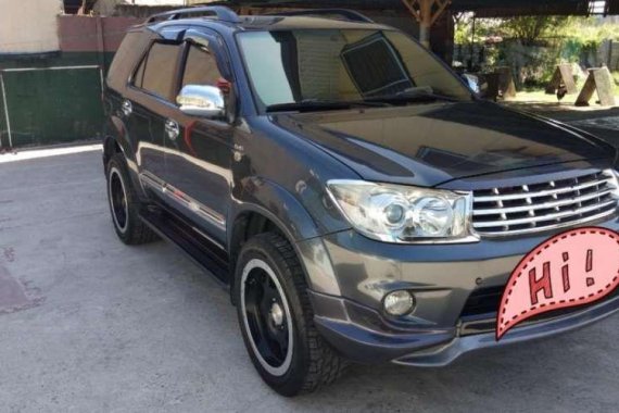 Toyota Fortuner G diesel 2011 FOR SALE