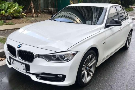 BMW 328i Sport Line 20Tkms AT 2014 Local Purchased