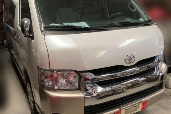 TOYOTA HIACE GL GRANDIA MT 2017 FOR SALE