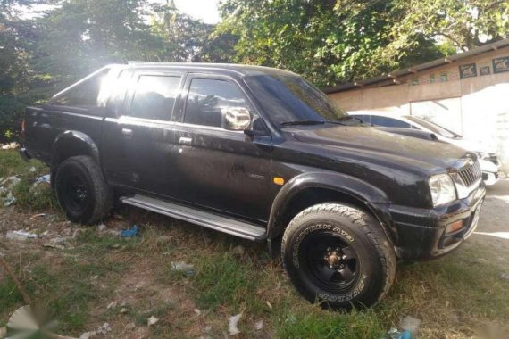 Mitsubishi Strada 2001 for sale