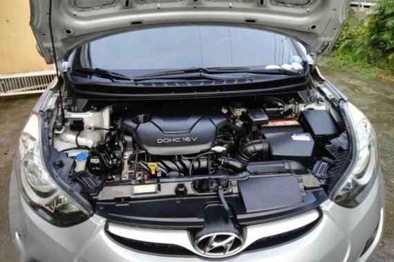 Hyundai Elantra 1.6gl gas automatic all power 2011