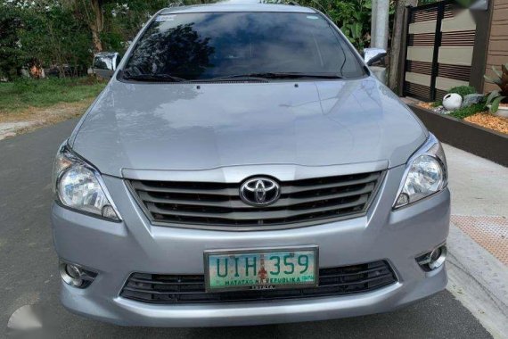 Toyota Innova E Diesel MT - 2012