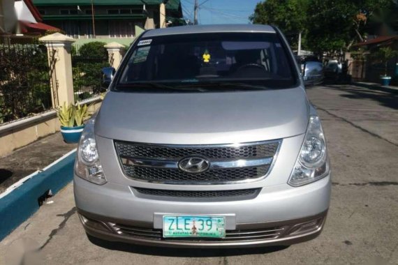 HYUNDAI Grand Starex 2008 model (9-10 seaters)