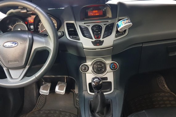 Ford Fiesta 2011 M/T for sale