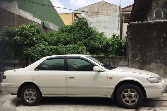 97 Toyota Camry Pearl White automatic FOR SALE