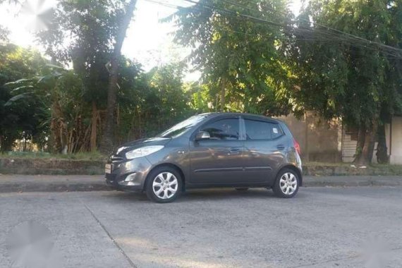 Hyundai i10 top of the line FOR SALE