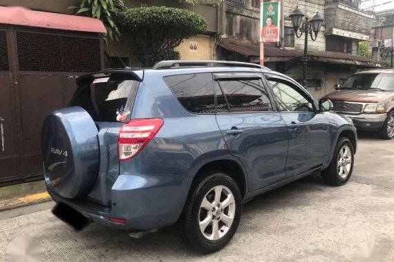 2010 Toyota Rav4 4x2 Top of the line