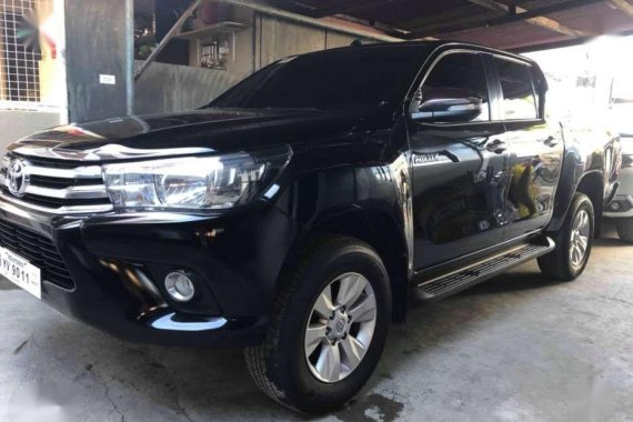 Rush sale 2016 Toyota Hilux g automatic trans