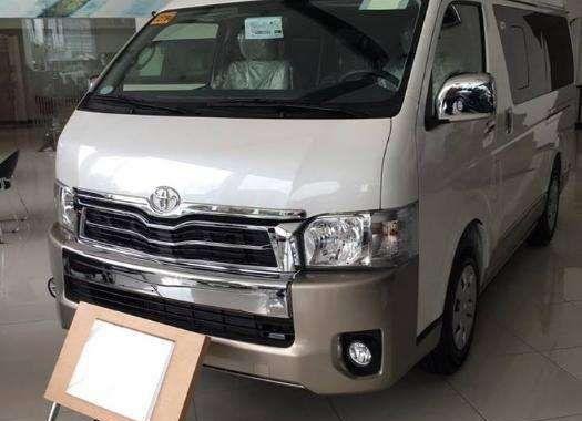 TOYOTA HIACE GL GRANDIA DIESEL M/T 2018 EURO 4
