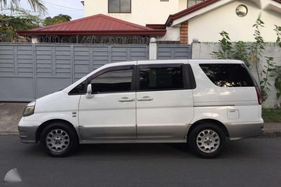 2004 Nissan Serena QRVR for sale 