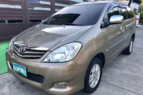 2011 Toyota Innova G FOR SALE