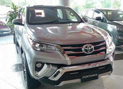 Zero 0 Dp 2018 Toyota Fortuner Spirit of Giving Xmas SG