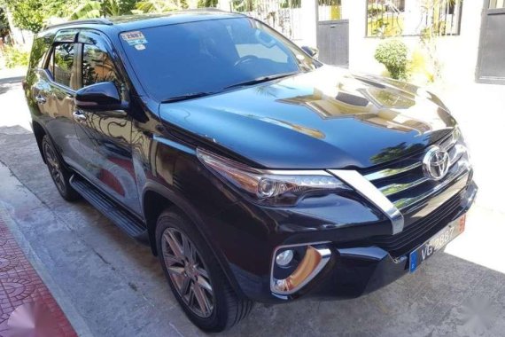 Toyota Fortuner V 4x4 2016 AT for sale 