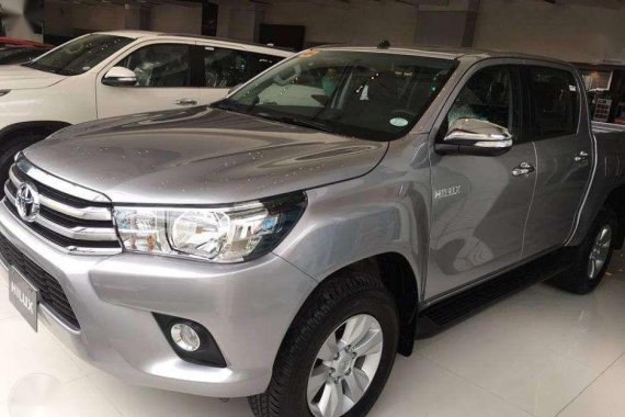 NEW TOYOTA HILUX 4X2 E M/T 2018 Down = ZERO All-in