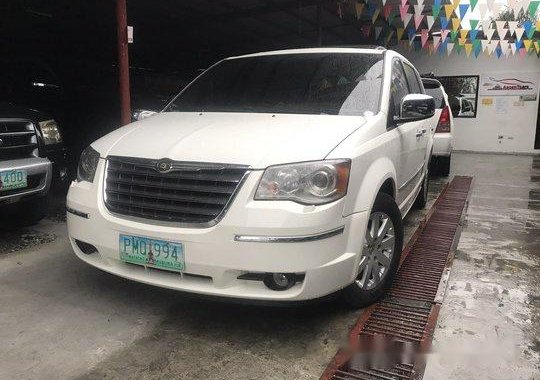 Chrysler Town and Country 2010 for sale