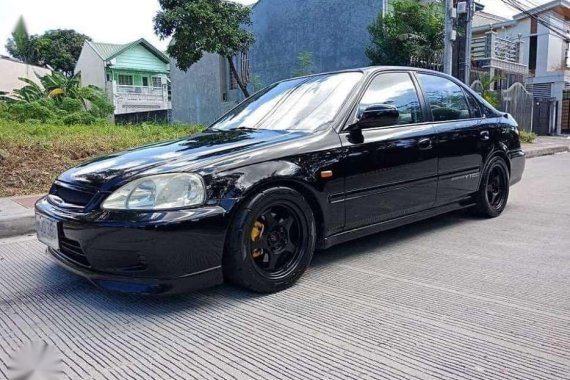 Well-kept Honda civic SiR for sale