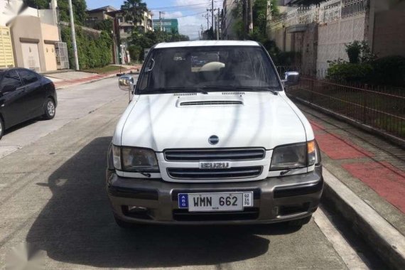 2000 Isuzu Trooper for sale