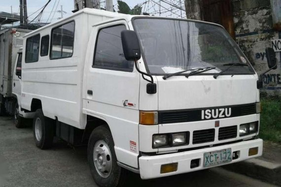 2003 isuzu nhr for sale