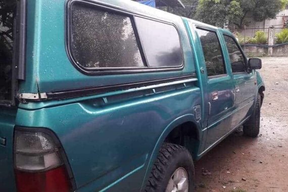 Isuzu Fuego Manual 1998 for sale