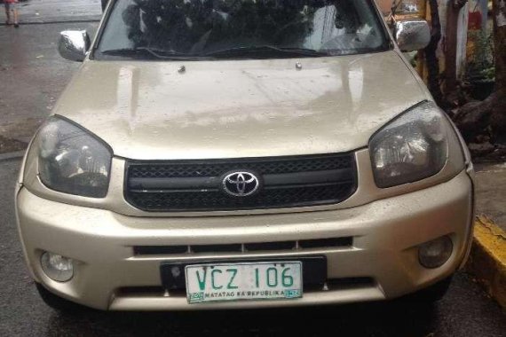 Toyota RAV4 2004 manual trans FOR SALE