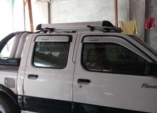 Nissan Frontier 2000 for sale 
